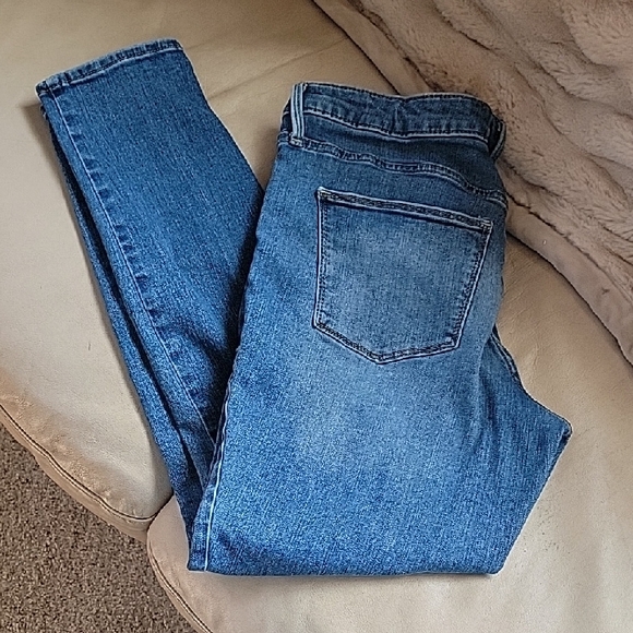 Universal Thread Denim Blue Jeans - Picture 4 of 5